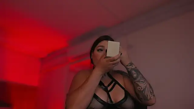 Snapshot of bonnieAn chatting on November 2025 11:18:02 AM bonnieAn online show from November 2025 11:18:02 AM