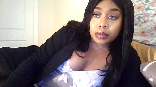 Snapshot of angeliquebelcali chatting on September 2025 01:51:02 AM angeliquebelcali online show from September 2025 01:51:02 AM