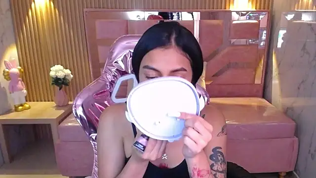 lilith petit sub online show from February 2025 01:04:02 AM