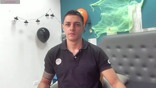 Frank Millers online show from October 2025 07:51:01 PM