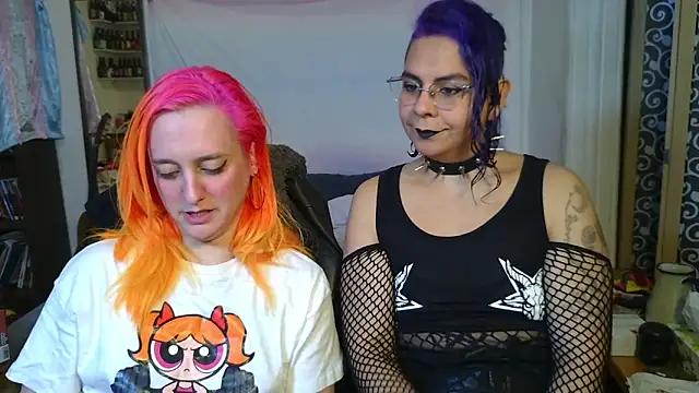 Snapshot of Evelan420 chatting on November 2025 07:04:02 PM Evelan420 online show from November 2025 07:04:02 PM