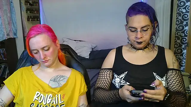 Snapshot of Evelan420 chatting on November 2025 06:32:01 PM Evelan420 online show from November 2025 06:32:01 PM