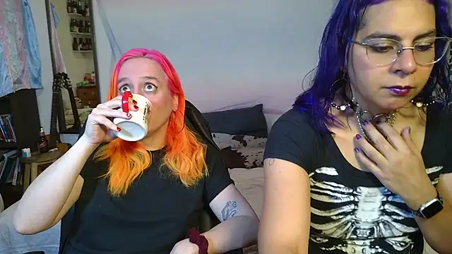 Snapshot of Evelan420 chatting on November 2025 06:43:01 PM Evelan420 online show from November 2025 06:43:01 PM