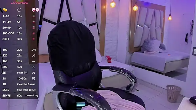 Snapshot of Belinda_Braund chatting on February 2025 03:53:02 PM Belinda Braund online show from February 2025 03:53:02 PM