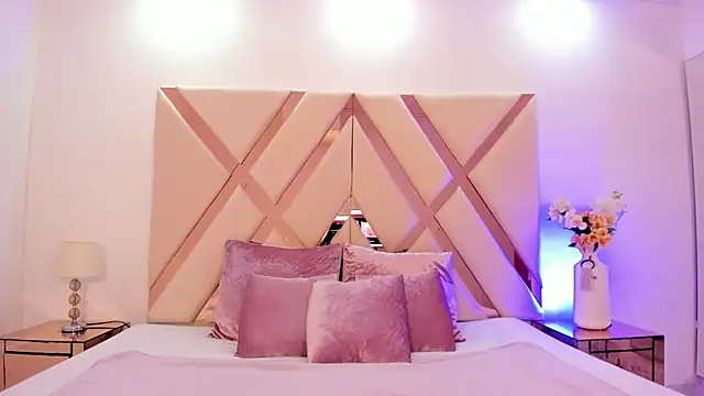 Snapshot of taliarussel chatting on February 2025 10:01:01 PM taliarussel online show from February 2025 10:01:01 PM