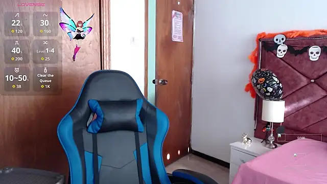 victoria adams07 online show from October 2025 08:20:01 PM