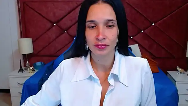 Snapshot of victoria_adams07 chatting on February 2026 08:26:01 AM victoria adams07 online show from February 2026 08:26:01 AM