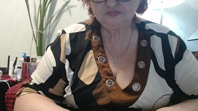 DeniseeRosea online show from April 2026 10:29:02 PM