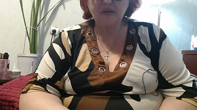 DeniseeRosea online show from April 2026 04:43:02 PM