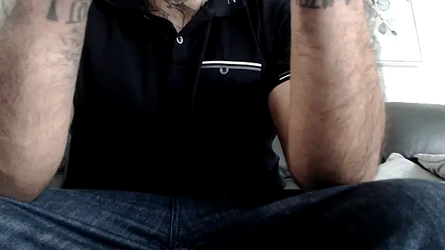 Snapshot of Str8_Soldier chatting on February 2025 04:37:02 PM Str8 Soldier online show from February 2025 04:37:02 PM