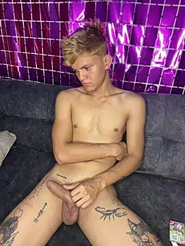 izan 20 online show from February 2025 08:22:02 AM