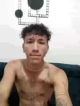cris-topper online show from February 2025 02:21:01 AM