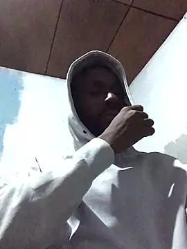 Snapshot of onewinnertee chatting on March 2026 01:22:01 AM onewinnertee online show from March 2026 01:22:01 AM