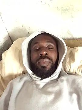 Snapshot of onewinnertee chatting on March 2026 10:43:01 AM onewinnertee online show from March 2026 10:43:01 AM