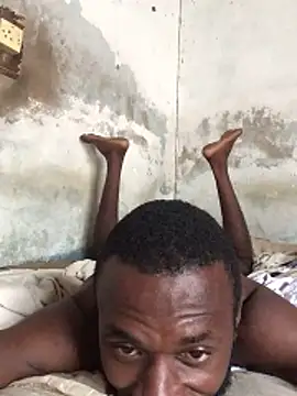 Snapshot of onewinnertee chatting on March 2026 10:59:01 AM onewinnertee online show from March 2026 10:59:01 AM