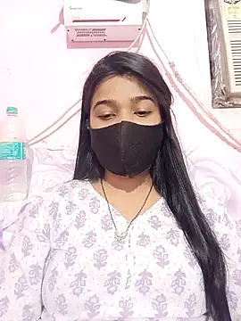 Simran-001 online show from September 2025 06:40:02 PM