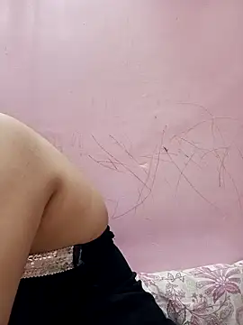 Simran-001 online show from December 2025 11:48:01 AM