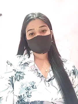 Snapshot of Simran-001 chatting on April 2026 05:07:01 PM Simran-001 online show from April 2026 05:07:01 PM