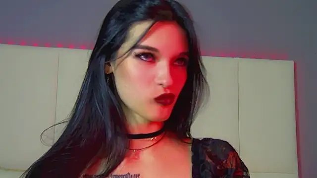 Snapshot of BeverlyMost chatting on March 2025 11:31:01 PM BeverlyMost online show from March 2025 11:31:01 PM