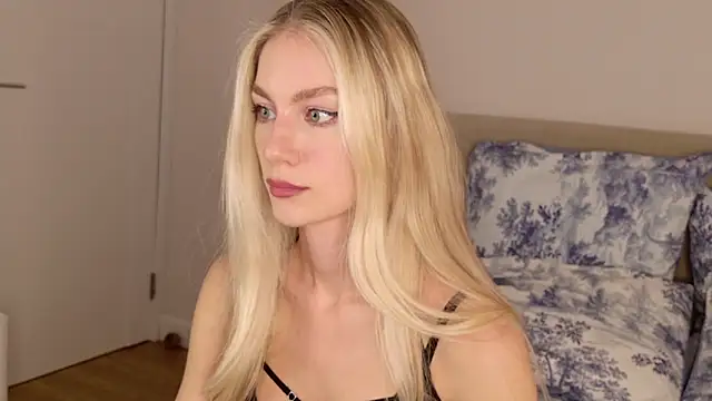 GabriellaOlsen online show from December 2025 04:25:02 PM