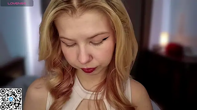 LynetHakes online show from March 2026 06:18:01 AM