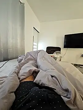 j0nathan00 online show from February 2025 11:29:02 AM