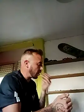 wapo100x100 online show from October 2025 04:49:01 PM