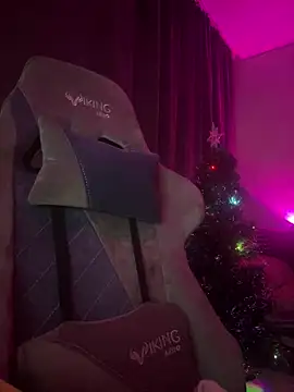 Snapshot of Ohmy_Nora_ chatting on January 2025 01:11:01 AM Ohmy Nora  online show from January 2025 01:11:01 AM