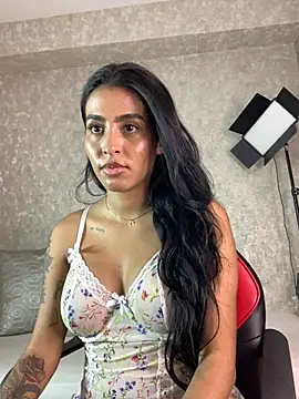 Snapshot of genesissara chatting on April 2026 07:34:01 PM genesissara online show from April 2026 07:34:01 PM