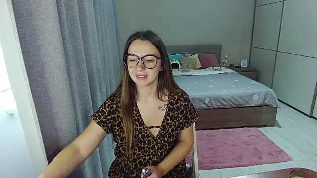singletrouble online show from July 2026 06:05:01 AM