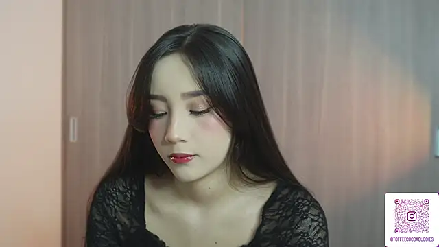 Snapshot of sophi_lii chatting on April 2026 02:38:01 AM sophi lii online show from April 2026 02:38:01 AM