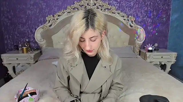 Snapshot of wawmom chatting on March 2026 08:12:01 PM wawmom online show from March 2026 08:12:01 PM