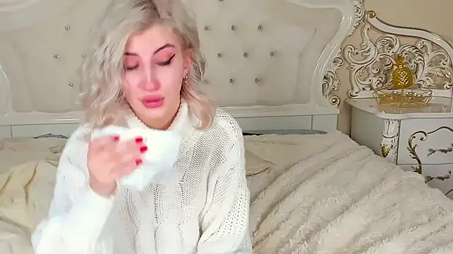 Snapshot of wawmom chatting on March 2026 07:24:02 AM wawmom online show from March 2026 07:24:02 AM