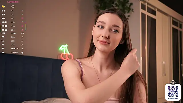 Snapshot of GeorginaDudley chatting on September 2025 07:08:01 AM GeorginaDudley online show from September 2025 07:08:01 AM