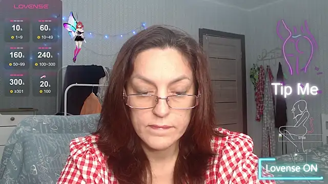 Soffya Soy online show from November 2025 05:55:02 PM