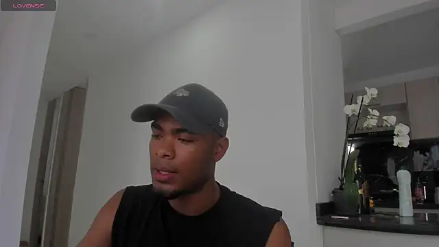 Fer montanna online show from December 2025 10:26:01 PM