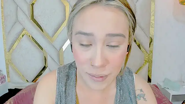 Snapshot of Lannajansen chatting on February 2025 01:33:02 PM Lannajansen online show from February 2025 01:33:02 PM