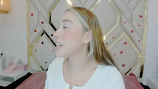 Snapshot of Lannajansen chatting on March 2025 01:29:01 PM Lannajansen online show from March 2025 01:29:01 PM