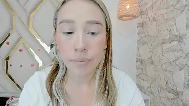 Snapshot of Lannajansen chatting on March 2025 05:05:01 PM Lannajansen online show from March 2025 05:05:01 PM