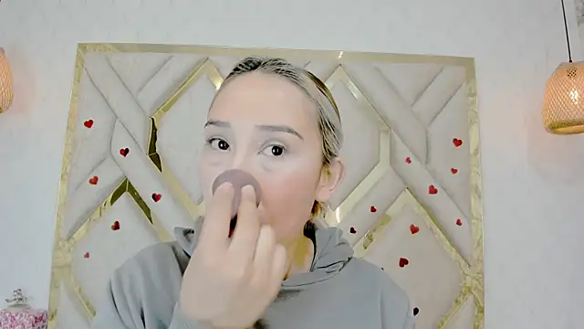 Snapshot of Lannajansen chatting on March 2025 02:15:02 PM Lannajansen online show from March 2025 02:15:02 PM