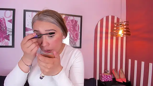 Snapshot of Lannajansen chatting on October 2025 06:20:01 PM Lannajansen online show from October 2025 06:20:01 PM