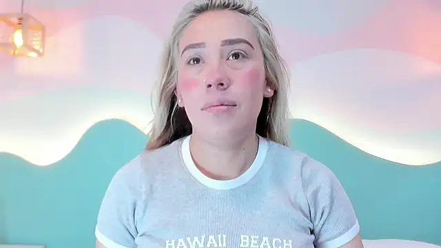 Snapshot of Lannajansen chatting on November 2025 01:44:01 PM Lannajansen online show from November 2025 01:44:01 PM