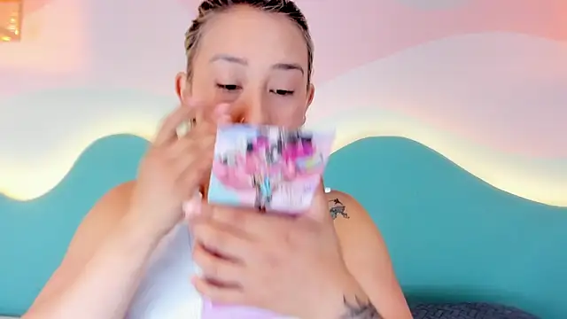 Snapshot of Lannajansen chatting on November 2025 01:11:01 PM Lannajansen online show from November 2025 01:11:01 PM