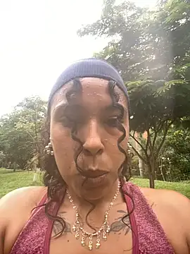 Akemirosse online show from January 2026 02:10:01 PM