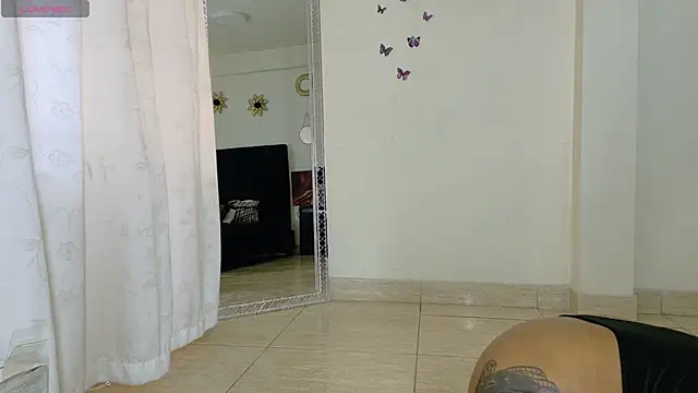 Snapshot of Akemirosse chatting on April 2026 05:48:01 PM Akemirosse online show from April 2026 05:48:01 PM