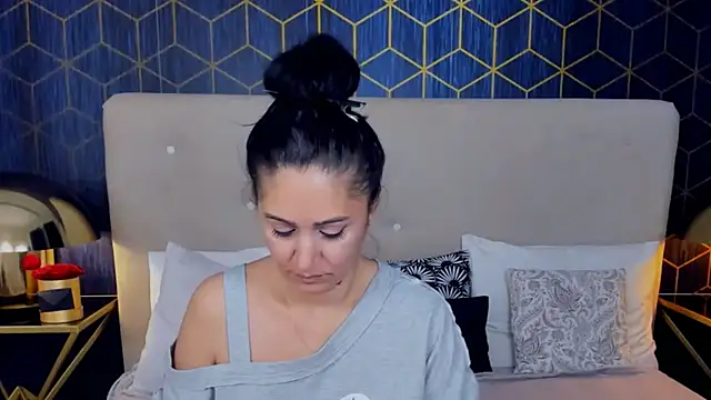 Snapshot of ValeryBlakes chatting on November 2025 06:40:02 PM ValeryBlakes online show from November 2025 06:40:02 PM