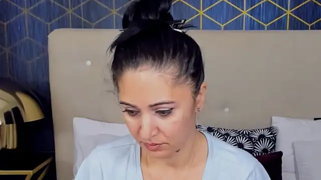 Snapshot of ValeryBlakes chatting on December 2025 08:38:01 PM ValeryBlakes online show from December 2025 08:38:01 PM