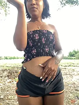 Snapshot of Charlotte_bronxxx chatting on January 2025 09:51:02 PM Charlotte bronxxx online show from January 2025 09:51:02 PM