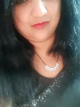 Snapshot of horny_lizia chatting on April 2026 04:33:02 PM horny lizia online show from April 2026 04:33:02 PM