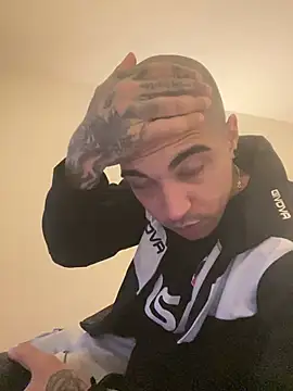 Snapshot of tony51753 chatting on January 2025 12:14:02 AM tony51753 online show from January 2025 12:14:02 AM